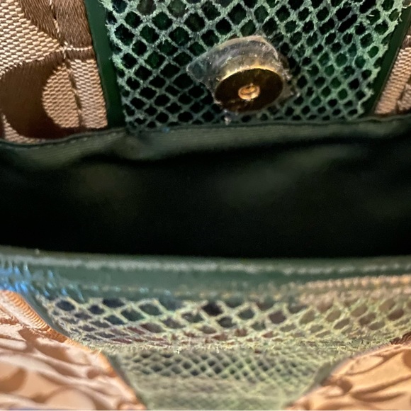 NWOT Coach F25706 With Certificate of Authenticity - Picture 5 of 8